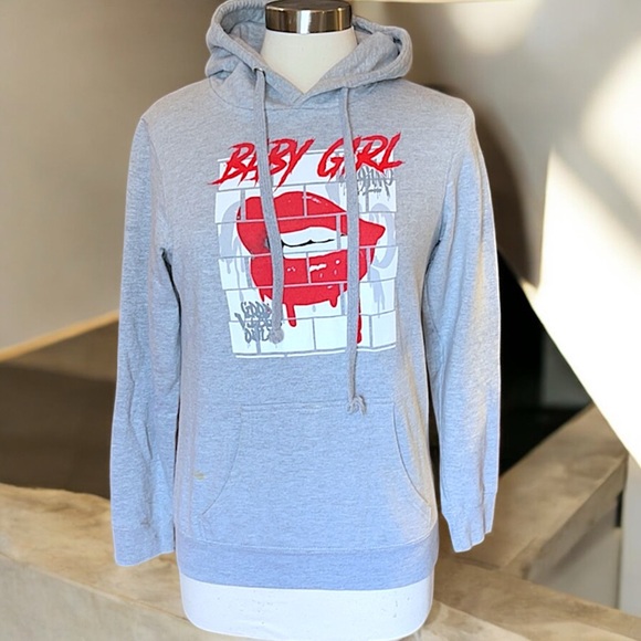 Flying Horse Baby Girl Gray Pullover Sweatshirt Hoodie - Picture 6 of 15